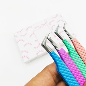 4 pinces à cils avec revêtement en poudre, 3 pointes différentes, pinces à pointe fine argentées / couleur personnalisée, emballage en boîte de 4 pièces - Product Image 4