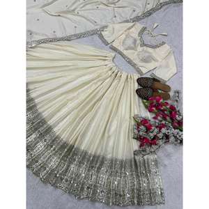Diseñador XL Ropa de Boda Lehenga Choli con Diamante y Secuencia de Trabajo - Product Image 6