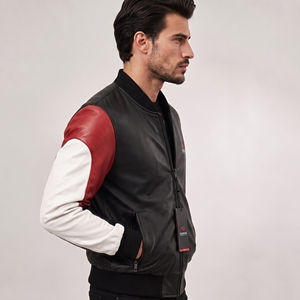 Sofisticada chaqueta de cuero para hombre que combina la artesanía clásica, la ligereza y la elegancia refinada para el día a día. - Product Image 6