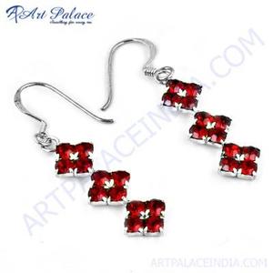Pendientes de plata con estilo con circonita cúbica roja Producto de piedras preciosas sueltas lindas - Product Image 1