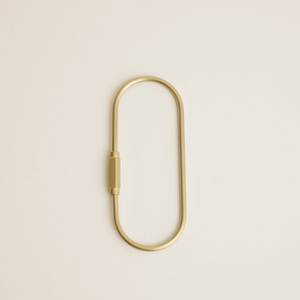 Nuevo Llavero con Colgante Dorado para Bolsos, Conector de Accesorios de Moda, Regalo para Mujeres y Hombres, Estilo Minimalista de Lujo - Product Image 1