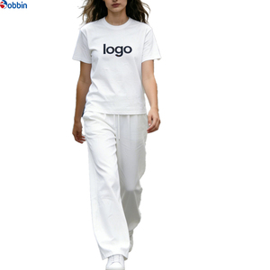 Ensemble de survêtement hip-hop personnalisé pour femme avec logo, manches courtes, col rond, coupe ample, pantalon à cordon de serrage, longueur intégrale, respirant, idéal pour l'été - Product Image 2