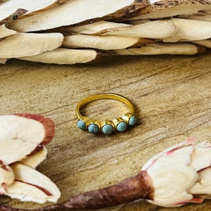 Bijoux en laiton plaqué or 18 carats pour femme, style moderne, avec pierres de larimar, design en grappe bohème et rangée délicate, Vente en gros/OEM/ODM - Product Image 1