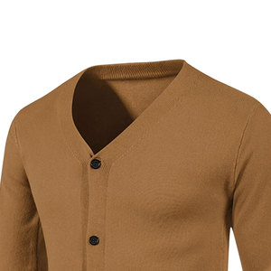 เสื้อคาร์ดิแกนผู้ชายทำจากวัสดุขนสัตว์คุณภาพสูงที่ปรับแต่งได้ บริการรับผลิตตามสั่งแบบ OEM เสื้อคาร์ดิแกนผู้ชาย - Product Image 6