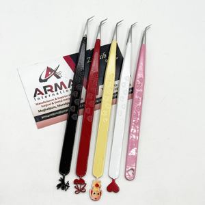 Pinzas para extensiones de pestañas con punta puntiaguda de 45 grados, probadas a mano, sostenibles, con etiqueta privada, para la creación de pestañas de alta calidad. - Product Image 2