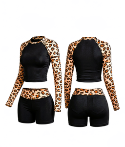Conjunto Deportivo para Mujer 2026, Top Corto y Pantalones Cortos Ajustados de Secado Rápido con Logotipo Personalizado - Product Image 1