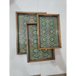 Juego de bandejas de servir de madera de mango hechas a mano con estampado botánico tropical de flamencos, bandejas decorativas de madera para desayuno y servicio. - Product Image 2