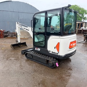 Mini-excavatrice Bobcat E19 robuste offrant des performances d'excavation élevées, une mobilité compacte et une hydraulique efficace - Product Image 3
