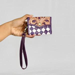 Porte-cartes pliable à motif géométrique violet avec fermeture à bouton, portefeuille court à la mode pour femmes, matériau en cuir véritable - Product Image 2