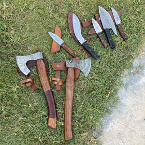 Hacha Industrial Estilo Vikingo de Acero al Carbono Forjado a Mano con Mangos de Madera y Cuero para Cortar, Acampar y Cazar, a las Mejores Tarifas - Product Image 1