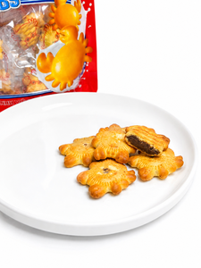 Fabricant OEM ODM de biscuits sandwichs en forme de crabe, croustillants à l'extérieur, fourrés au chocolat crémeux, texture semi-dure - Product Image 3