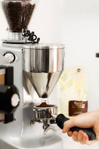 HANCOFFEE Mejores Ofertas para Café Arábica Vietnamita 100% en Grano Tostado al por Mayor - Precio Competitivo, MOQ Bajo, Muestra Gratis - Product Image 4