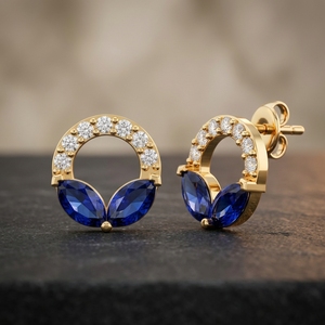 Pendientes de Aro Abierto Azul Intenso con Diamantes Cultivados en Laboratorio con Corte Marquesa, Chapados en Oro, Modernos para Bodas y Uso Diario - Product Image 1