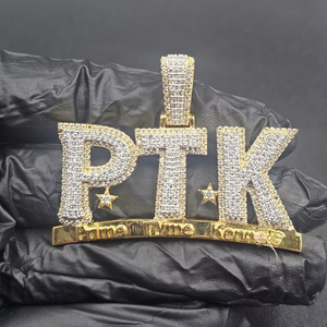 จี้ห้อยคอแบบกำหนดเอง PTK ประดับเพชรแบบ Iced Out พร้อมดาว เงินแท้ S925 ชุบทอง ประดับเพชร VVS มอยส์ซาไนต์ สไตล์ฮิปฮอป สร้อยคอชื่อสำหรับผู้ชายและผู้หญิง - Product Image 1