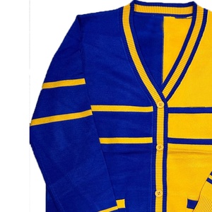 เสื้อสเวตเตอร์ผู้หญิงแบบคอวี ยี่ห้อ Sigma Gamma Rho ผลิตตามสั่ง ขายส่ง ทำจากผ้าฝ้าย 100% สำหรับชมรมนักศึกษากรีก พร้อมป้ายปักคุณภาพสูงแบบหนา - Product Image 2