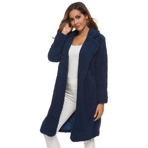 Manteau décontracté élégant à manches longues pour femme grande taille, en velours tricoté, doublé de fourrure, avec motif gaufré, couleur unie texturée - Product Image 3