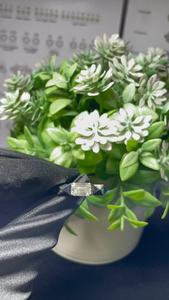 Bague solitaire en or blanc 14 carats plaqué rhodium avec diamant de laboratoire taille émeraude, bijou de luxe pour fiançailles - Product Image 2