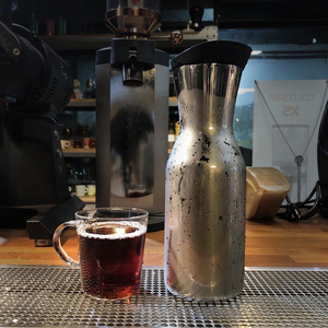 Pichet à thé en acier inoxydable avec couvercle stocké 1,0L bouteille de carafes de jus - Product Image 5