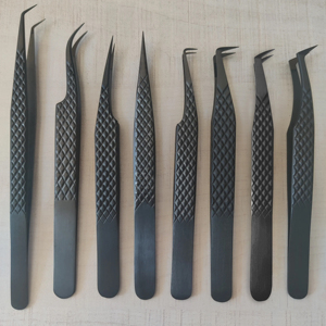 แหนบติดขนตาปลายเพชร 75 องศา ยี่ห้อ Private Logo สีทองพลาสม่า แหนบต่อขนตาปลายไฟเบอร์ - Product Image 1