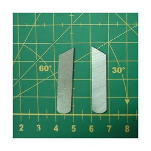 CUCHILLO INFERIOR 410295 PIEZAS DE MÁQUINA OVERLOCK DOMÉSTICO - Product Image 1