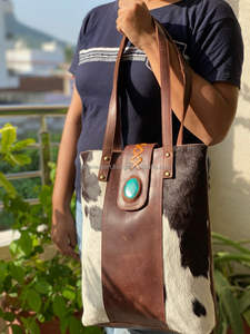 กระเป๋าโท้ทหนังวัวแท้ทำมือ กระเป๋าหนังผู้หญิง กระเป๋าช้อปปิ้งหนังขนสัตว์ - Product Image 2