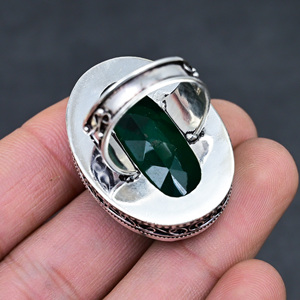 Anillo de Diopsita Facetada Cromada, Hermoso y Popular, Hecho a Mano, Chapado en Plata de Ley 925, Ovalado, de Lujo, Calidad Premium, Estilo Vintage - Product Image 4