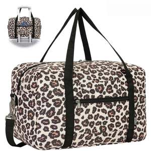 Bolsa de Lona Everest Morada Impermeable de Poliéster, Multitamaño, con Forro de Malla, Cierre de Cremallera y Correa para el Hombro, para Viajes y Deportes - Product Image 1