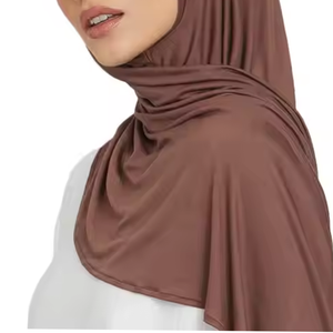 Nouveau Hijab Uni 2026 Très Demandé pour Femmes, Tissu Lisse, Foulard Musulman, Vente en Gros, Fabriqué au Pakistan - Product Image 3