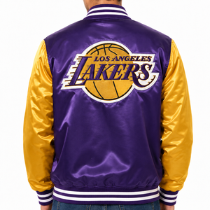 Blouson Bomber en Satin en Gros, Couleurs de l'Équipe de Basketball de Los Angeles (Violet et Or), Broderie Personnalisée, Fournisseur en Gros de Blousons Universitaires - Product Image 3