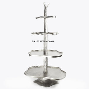 Elegante y Moderno Soporte para Pastel de Metal Dorado, Diseño Único, Molde de Resina Epoxi, Decoración de Alta Calidad - Product Image 6