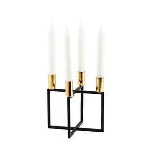 Lanterne porte-bougie en métal avec structure en fer durable pour centres de table de jardin, événements familiaux, dîners et réunions - Product Image 2