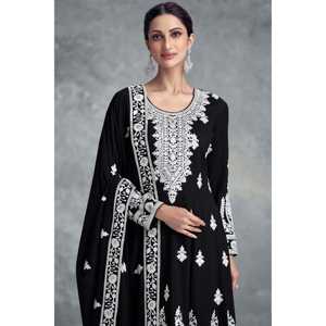 Magnifique ensemble de costume de taille XL avec broderie de paillettes à aiguilles multiples - Product Image 5