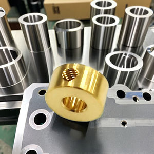 Tuerca de Seguridad de Latón Mecanizada CNC de Precisión DFK con Torneado y Taladrado para Aplicaciones de Equipos Industriales - Product Image 1