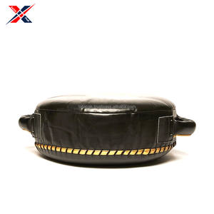 ชุดชิมมวยหนังแท้คุณภาพสูง ปี 2025 รุ่นใหม่ล่าสุด เป็นมิตรกับสิ่งแวดล้อม สำหรับผู้ใหญ่และเด็ก ใช้ในการแข่งขันระดับมืออาชีพ - Product Image 6