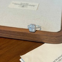 Cincin Pernikahan Perak Sterling 925 Moissanite Mewah Terlaris, Perhiasan Berkualitas Tinggi, Cincin Tunangan Wanita yang Indah
