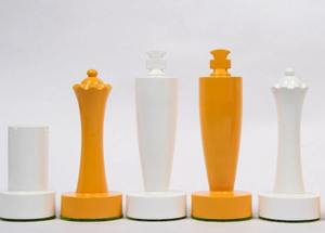 Échecs de luxe de la série Berliner en bois de buis peint jaune et blanc, roi de 3,7 pouces, au meilleur prix - Product Image 2