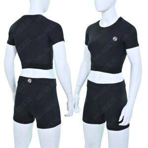 Conjuntos de ropa deportiva para mujer: Top corto con espalda hueca y shorts/leggings para gimnasio - Product Image 1