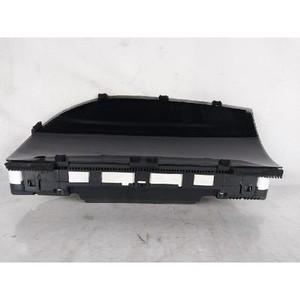 ชุดหน้าปัดมือสองสำหรับรถยนต์ S-class รุ่น 2215406747 - Product Image 2