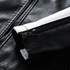 แจ็คเก็ตหนังผู้ชายคุณภาพสูงสั่งทำพิเศษ แจ็คเก็ตมอเตอร์ไซค์ทันสมัยบุขน PU หนานุ่ม สไตล์ลำลองสำหรับฤดูใบไม้ร่วง ทำจากหนังแกะ - Product Image 6