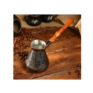 หม้อกาแฟทองแดงทำมือแบบตุรกี Cezve Ibrik รูปทรงกลม พร้อมด้ามจับไม้สีดำ ดีไซน์ดั้งเดิมสำหรับการชงกาแฟ - Product Image 2