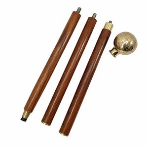 Canne de marche vintage en laiton avec poignée globe terrestre en bois, accessoire de scène - Product Image 5