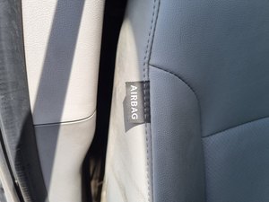 Grand <span class=keywords><strong>Starex</strong></span> 2018, furgone diesel a 5 posti con cambio automatico, per trasporto passeggeri - Product Image 3