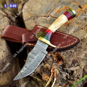 มีดสกินเนอร์ดามัสกัสจากโรงงานผู้ผลิตโดยตรง (OEM) ด้ามทำจากเขากวางแท้ พร้อมปลอกทองเหลืองและปลอกหนัง อุปกรณ์ EDC สำหรับการล่าสัตว์และการเอาชีวิตรอด - Product Image 4