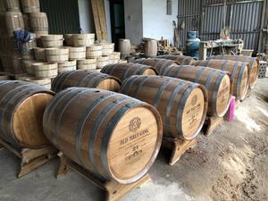 Baril à whisky en bois de chêne de haute qualité, tout neuf, baril à vin vintage, bains de glace en bois, tailles 200L, 300L, 500L, prix abordable - Product Image 3