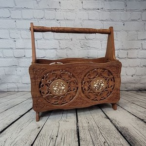 Traditional Sheesham Wood Magazine Holder with Carved Design - Wholesale B2B - Product Image 4