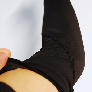 Manchons de compression personnalisés rafraîchissants anti-UV pour le football, le basketball, le cyclisme et les sports de plein air – Vente en gros - Product Image 5