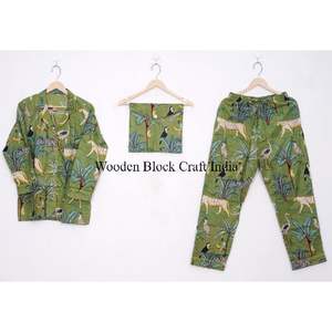 ชุดนอนผ้าฝ้ายลายดอกไม้ดีไซน์เรียบง่าย พิมพ์ลายป่าด้วยเทคนิคแฮนด์บล็อก สำหรับผู้หญิง ชุดนอนฤดูร้อนน้ำหนักเบา เหมาะสำหรับใส่นอน - Product Image 1