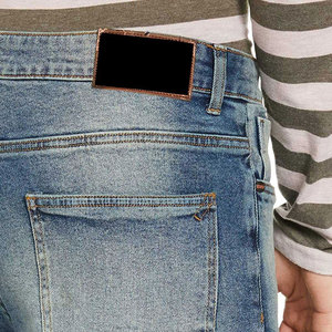 Fabricante Mayorista de Jeans de Mezclilla Elástica para Hombre, Color Azul Claro Deslavado, Casuales, de Algodón, con Logotipo Personalizado, Corte Ajustado - Product Image 6