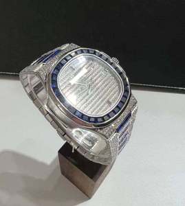Reloj Mecánico Automático de Lujo para Hombre con Esfera Cuadrada, Moissanita VVS y Acero Inoxidable con Engaste de Canal Baguette - Product Image 3