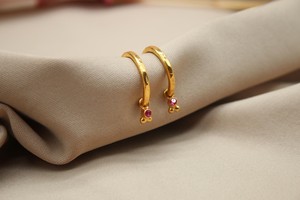 Pendientes de Aro de Plata de Ley 925 con Rubí Hechos a Mano, Joyería Minimalista, Regalo Elegante para Ella, Día de la Madre - Product Image 4